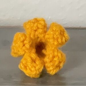Handmade Crochet Hawai’i puakeni Flower Ear Pick